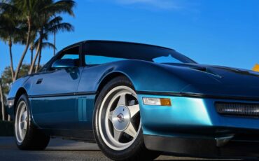 Chevrolet-Corvette-1987-Coupe-1