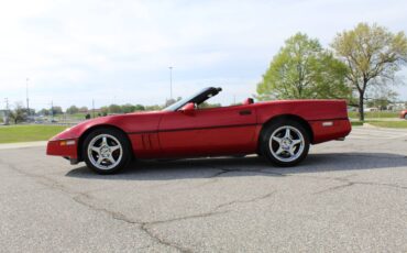Chevrolet-Corvette-1987-red-10