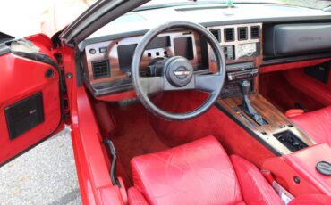 Chevrolet-Corvette-1987-red-2