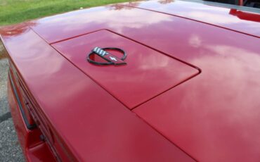 Chevrolet-Corvette-1987-red-21