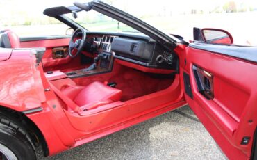 Chevrolet-Corvette-1987-red-4