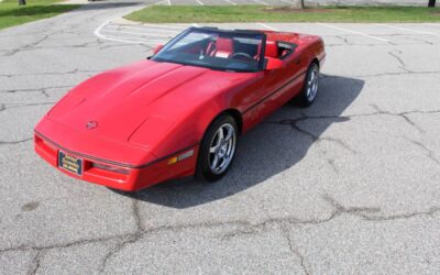 Chevrolet Corvette  1987 red