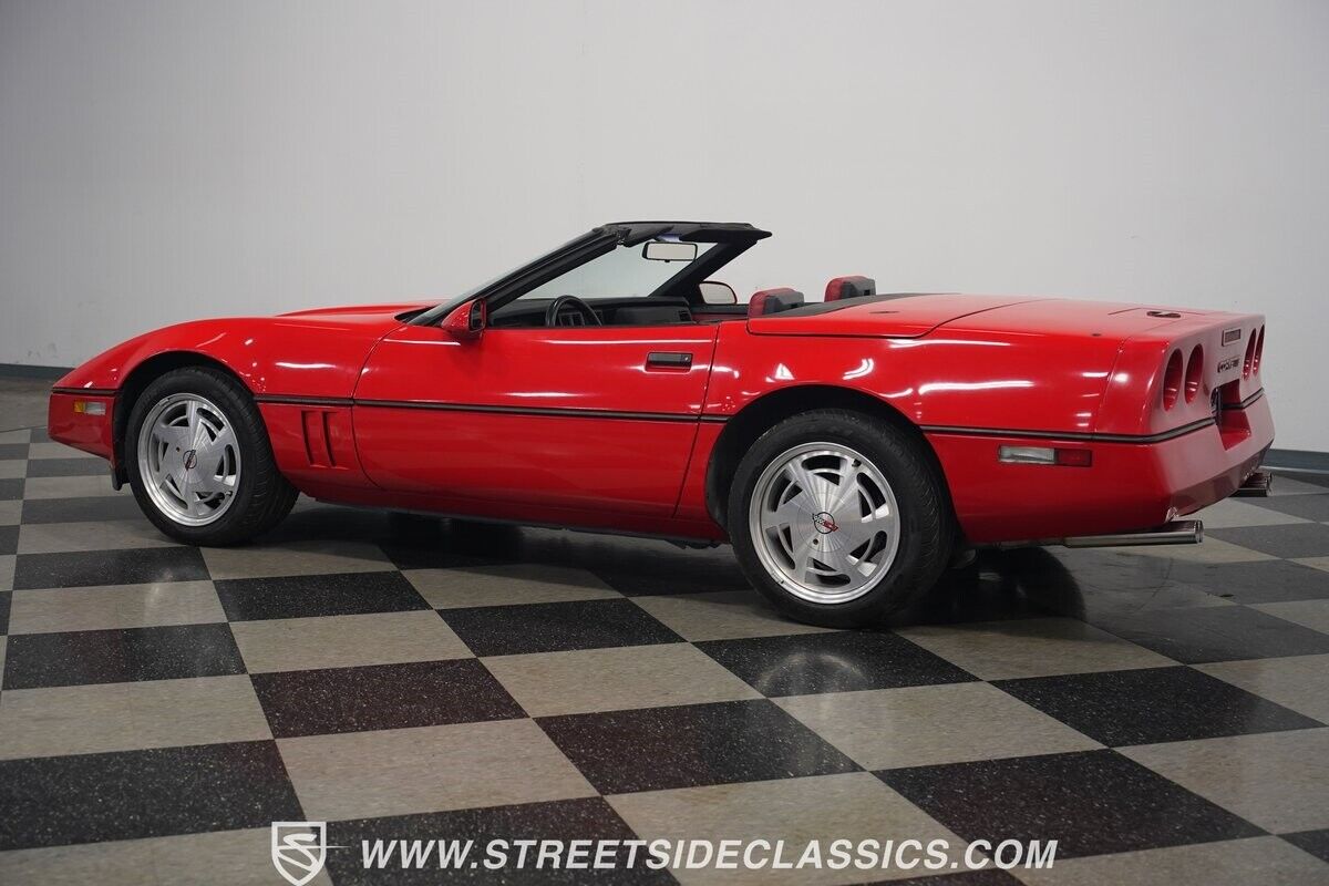 Chevrolet-Corvette-1988-Convertible-10
