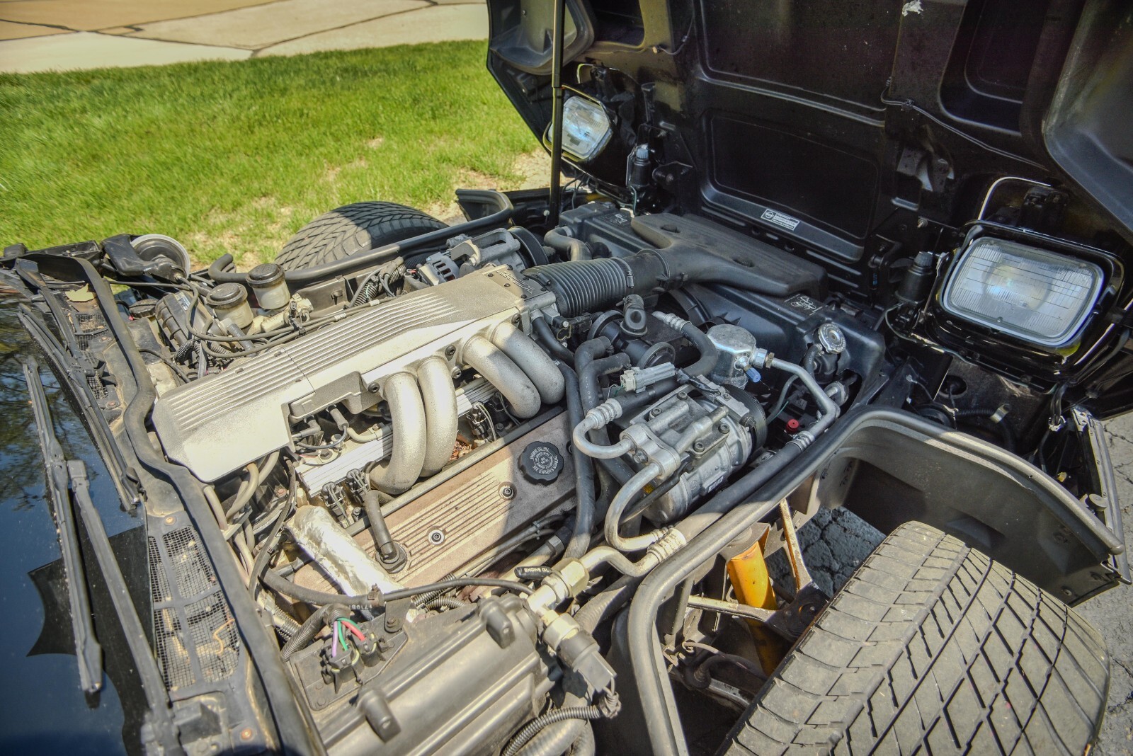 Chevrolet-Corvette-1988-Convertible-11