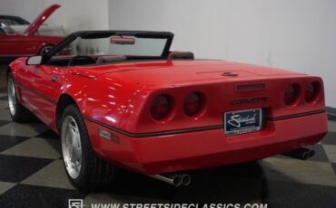 Chevrolet-Corvette-1988-Convertible-12