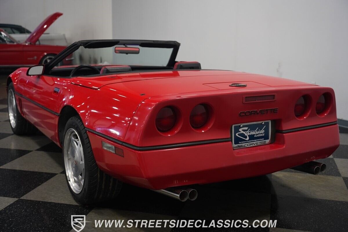 Chevrolet-Corvette-1988-Convertible-12