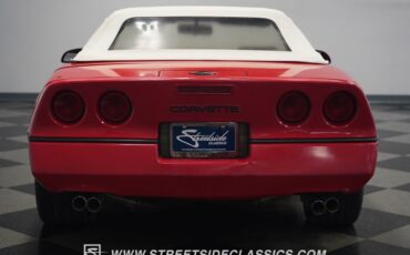 Chevrolet-Corvette-1988-Convertible-13