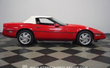 Chevrolet-Corvette-1988-Convertible-17