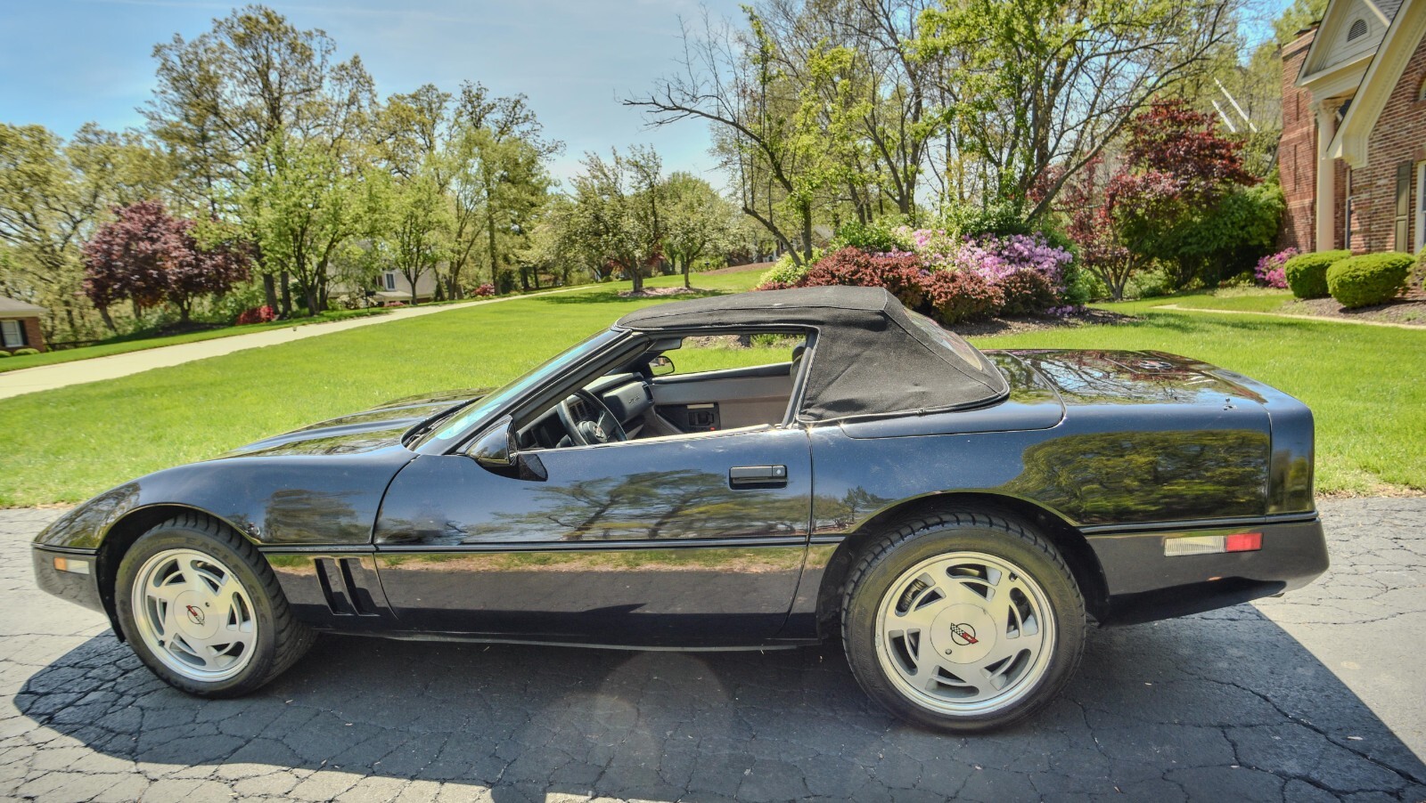 Chevrolet-Corvette-1988-Convertible-17