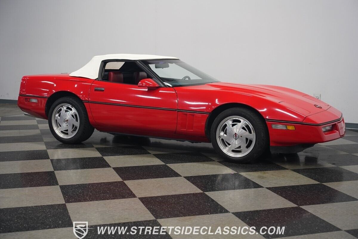 Chevrolet-Corvette-1988-Convertible-18