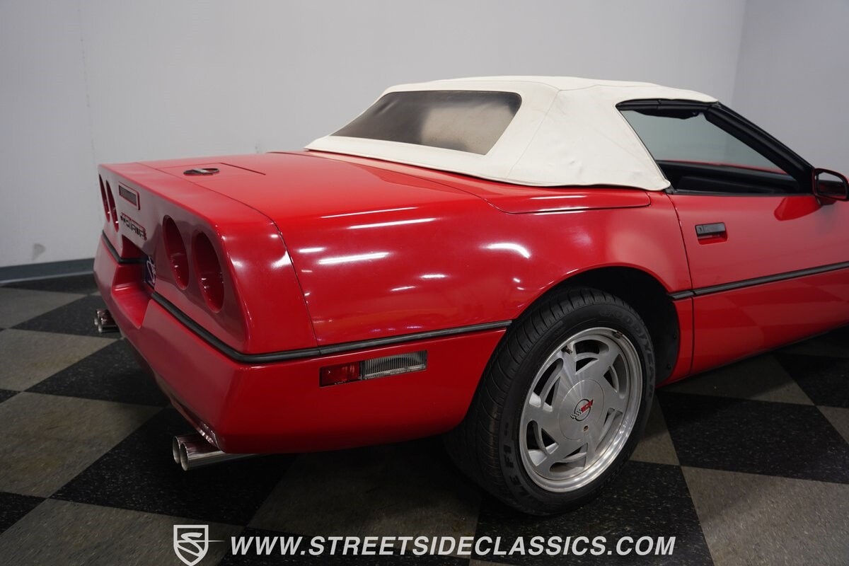 Chevrolet-Corvette-1988-Convertible-30