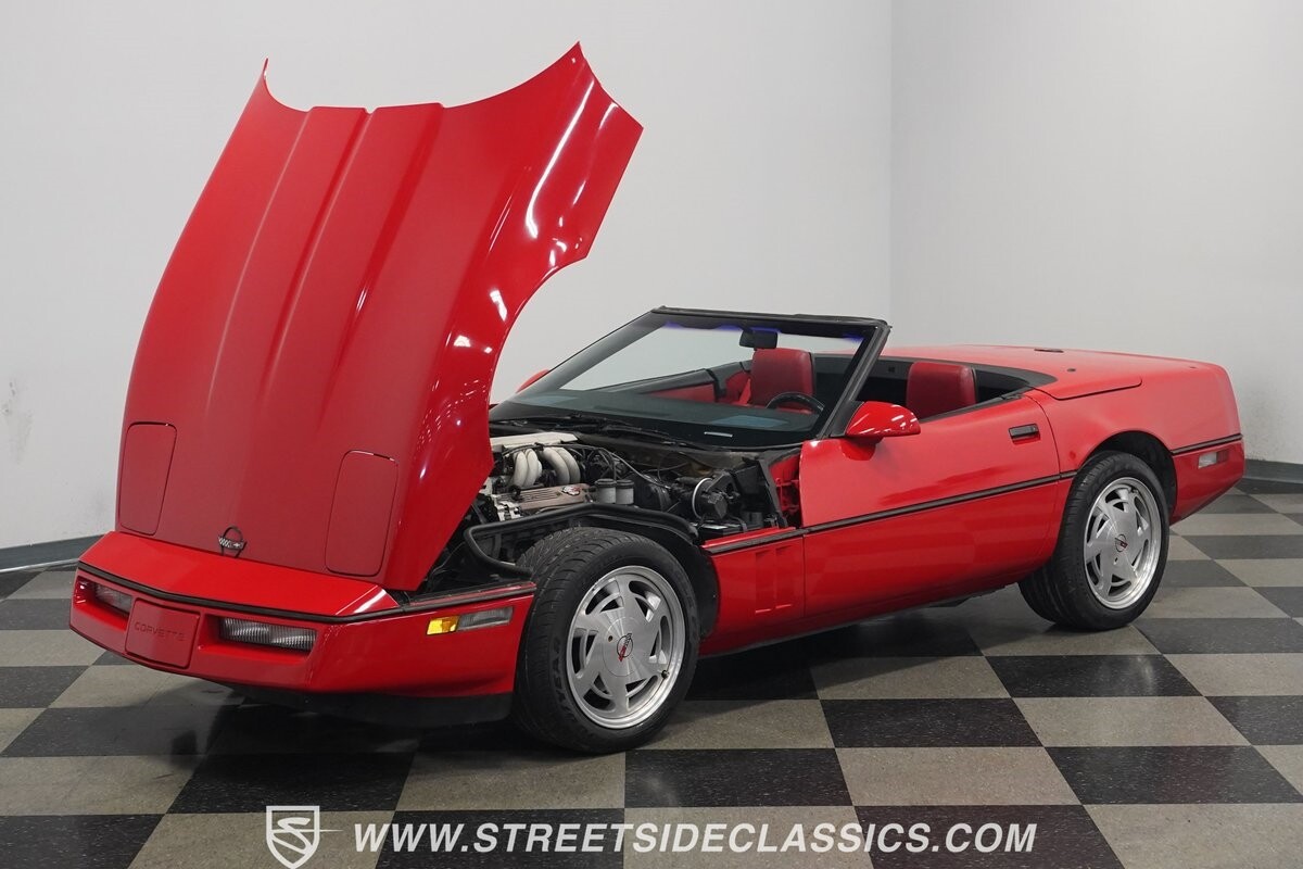 Chevrolet-Corvette-1988-Convertible-35