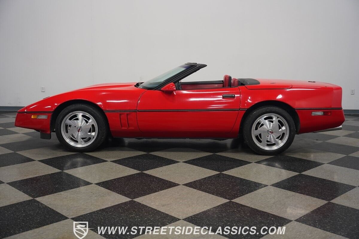 Chevrolet-Corvette-1988-Convertible-9