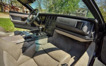 Chevrolet-Corvette-1988-Convertible-9