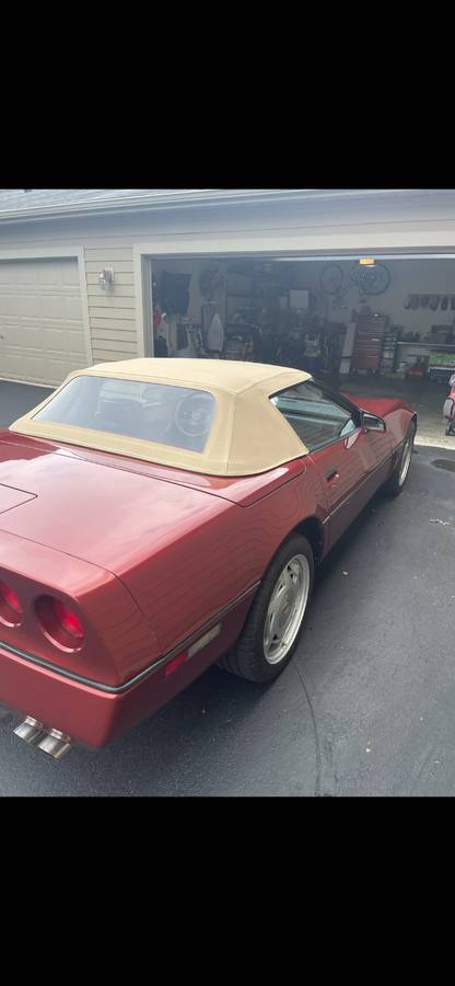 Chevrolet-Corvette-1988-red-1