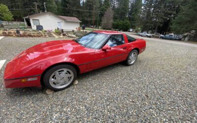 Chevrolet Corvette  1988 red