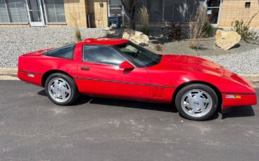 Chevrolet-Corvette-1989-2