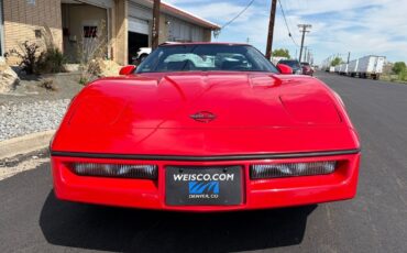 Chevrolet-Corvette-1989-20