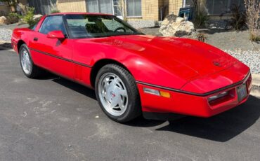Chevrolet-Corvette-1989-21