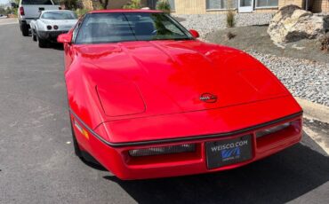 Chevrolet-Corvette-1989-25