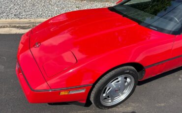 Chevrolet-Corvette-1989-39