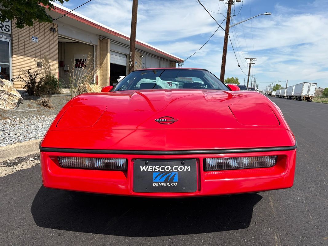 Chevrolet-Corvette-1989-6
