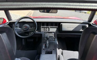 Chevrolet-Corvette-1989-9
