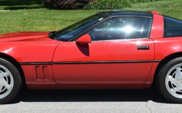 Chevrolet-Corvette-1989-Coupe-2