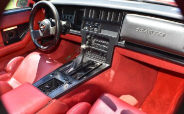 Chevrolet-Corvette-1989-Coupe-23