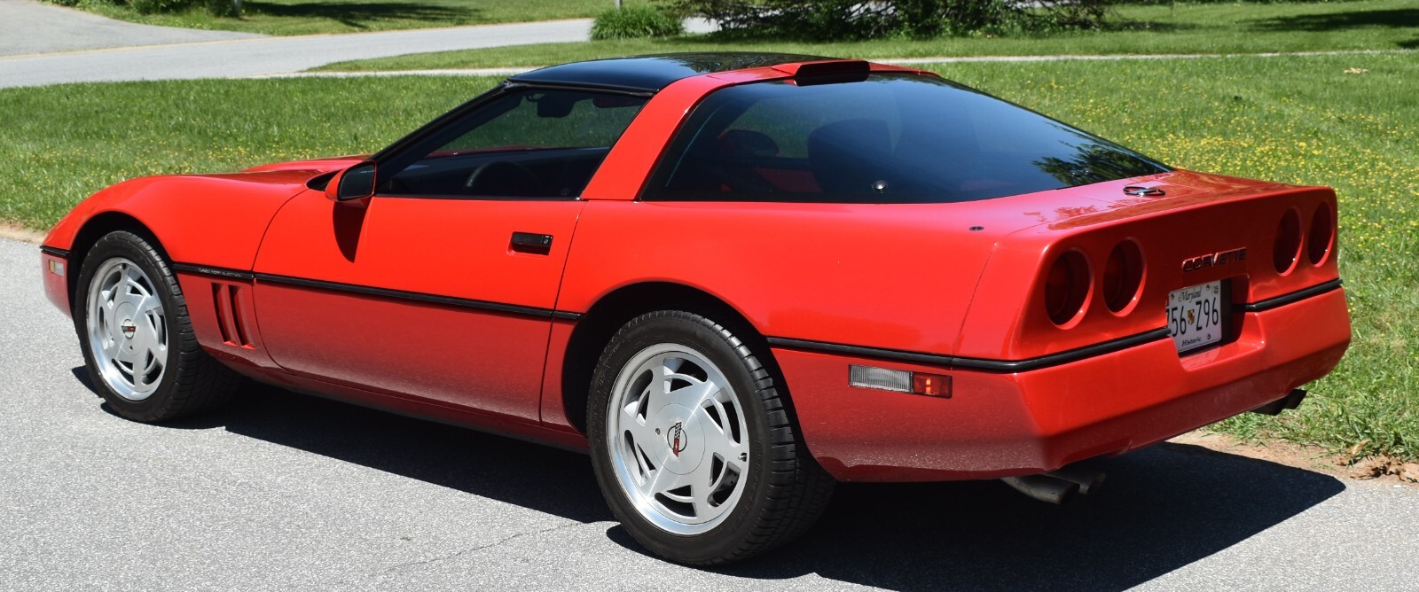 Chevrolet-Corvette-1989-Coupe-3