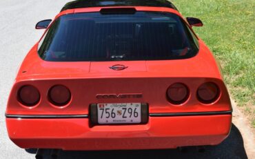 Chevrolet-Corvette-1989-Coupe-6