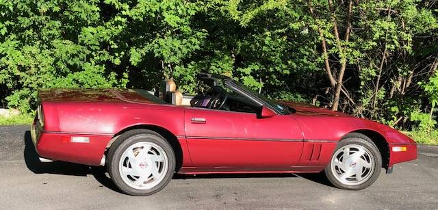 Chevrolet-Corvette-1989-red