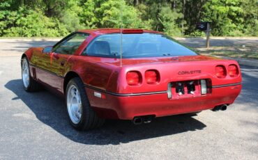 Chevrolet-Corvette-1990-Coupe-10