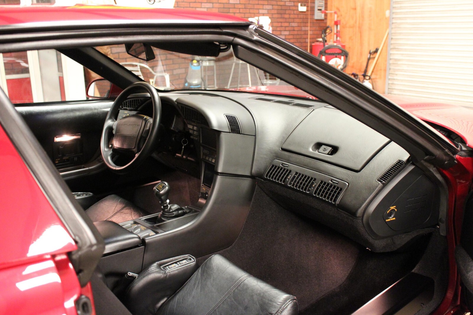 Chevrolet-Corvette-1990-Coupe-12