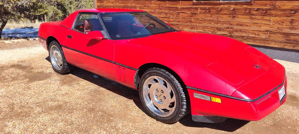 Chevrolet Corvette  1990 red
