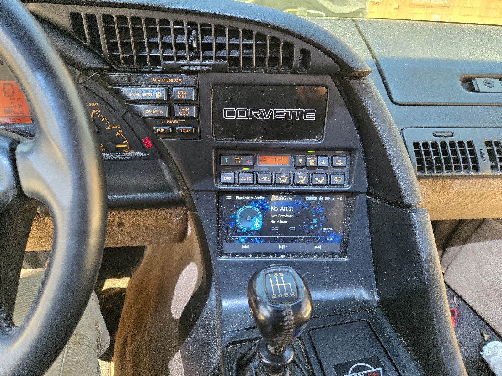Chevrolet-Corvette-1992-Hatchback-2