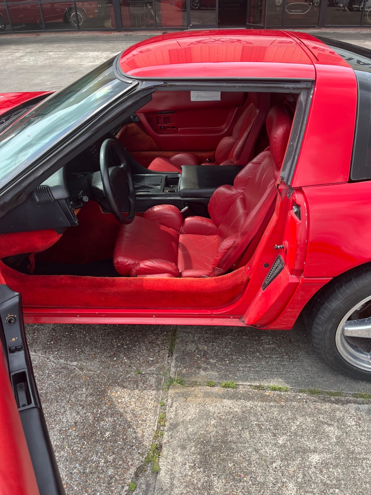 Chevrolet-Corvette-1992-Hatchback-3