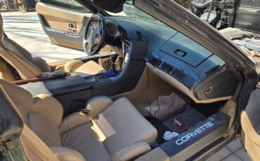 Chevrolet-Corvette-1992-Hatchback-3