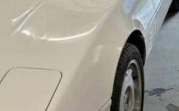 Chevrolet-Corvette-1992-white-10