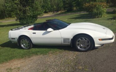 Chevrolet-Corvette-1992-white-3