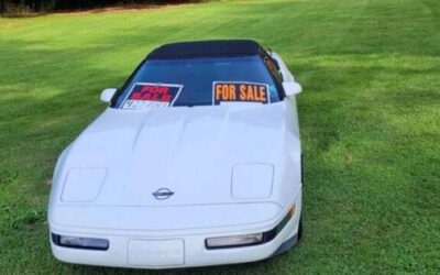 Chevrolet Corvette  1992 white