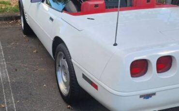Chevrolet-Corvette-1992-white-9