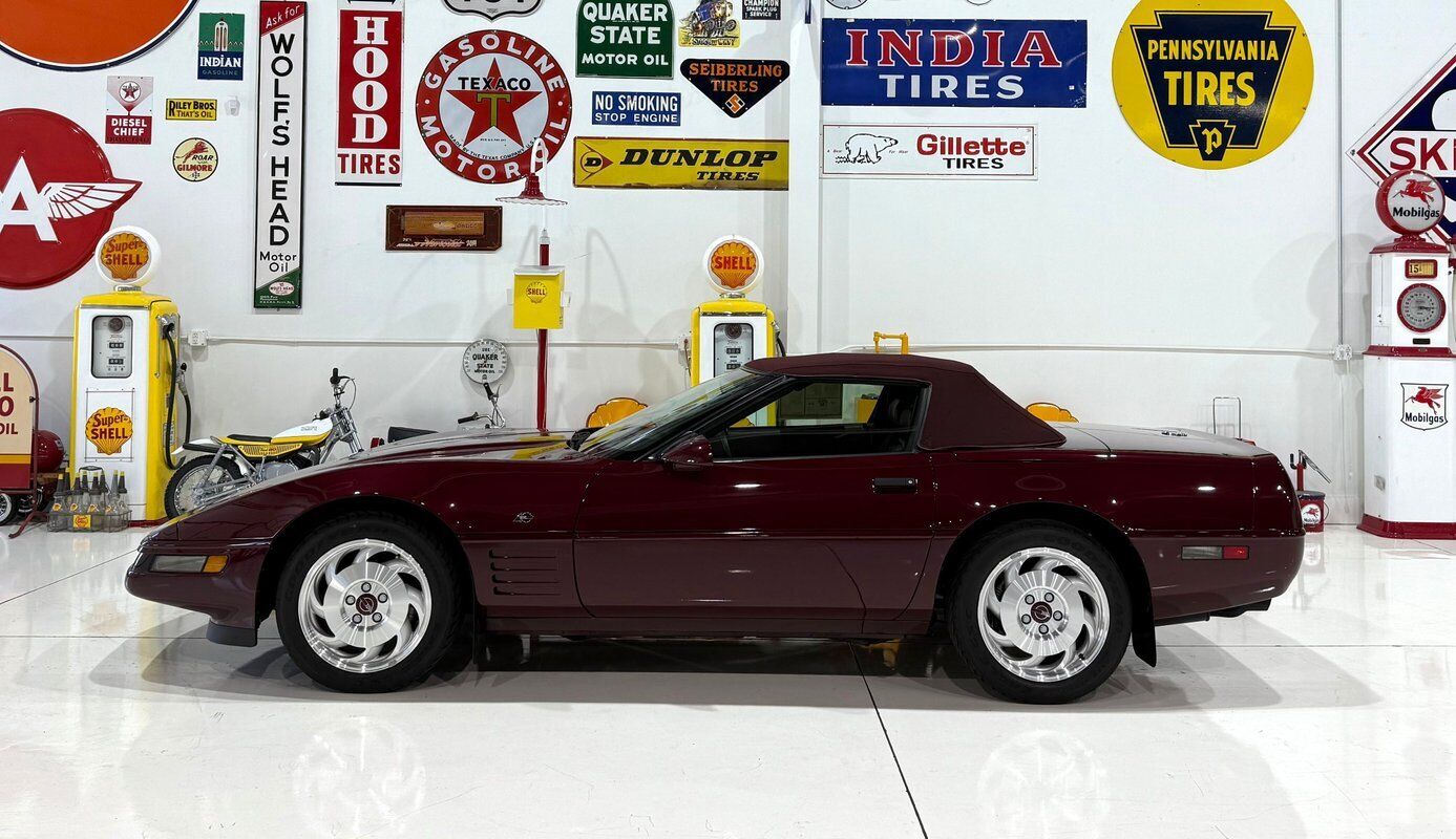 Chevrolet-Corvette-1993-32