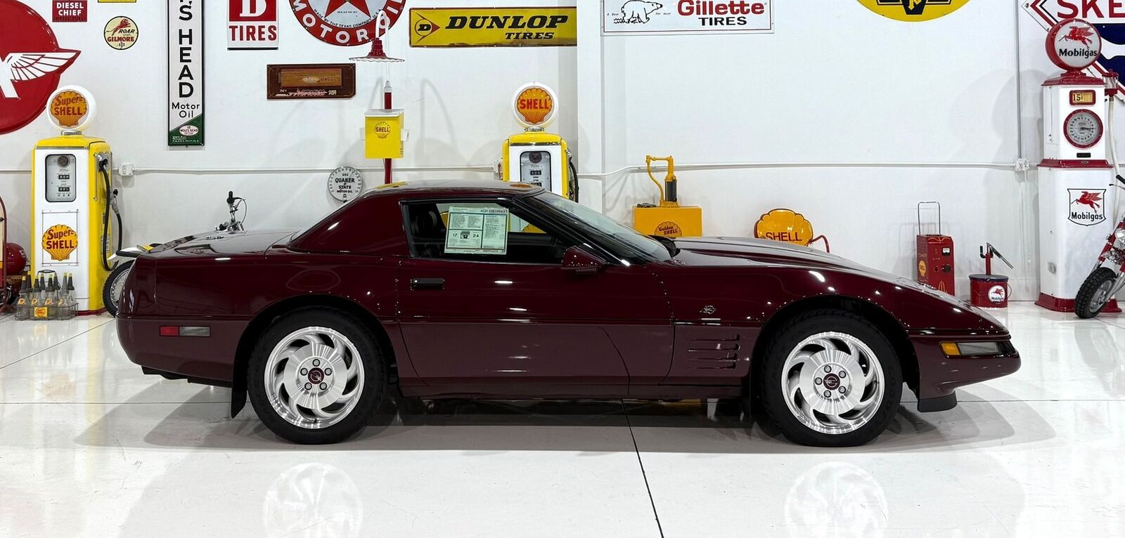 Chevrolet-Corvette-1993-4