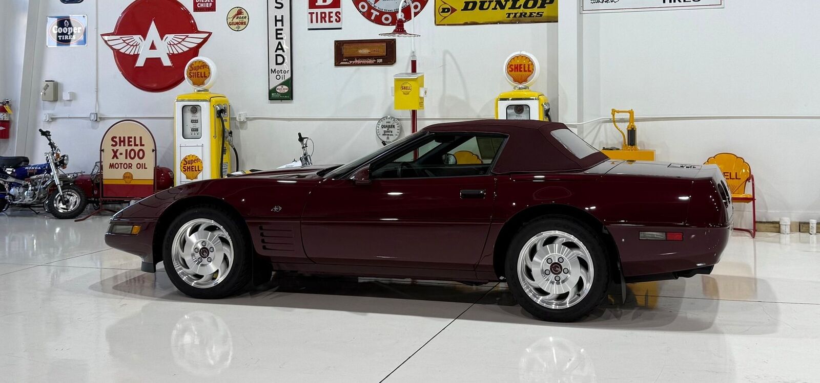 Chevrolet-Corvette-1993-7
