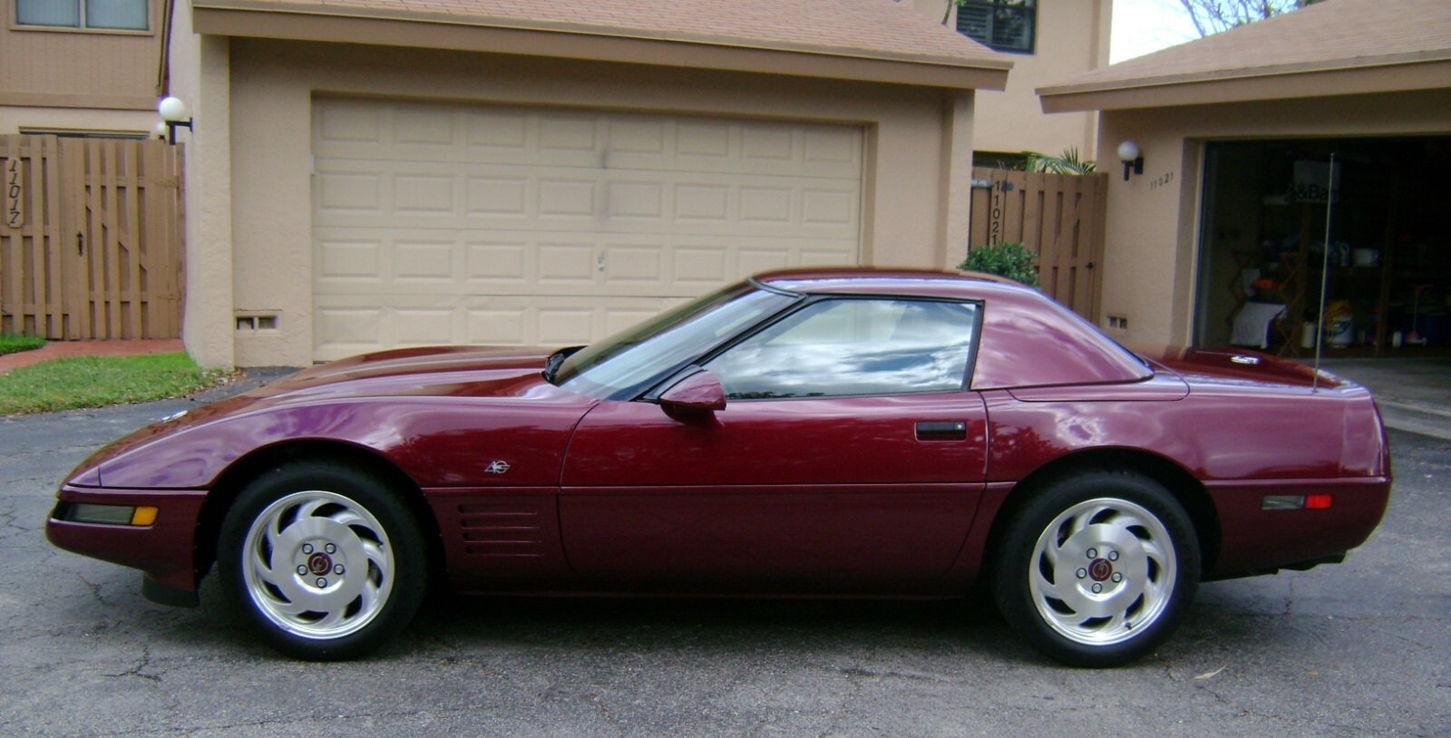 Chevrolet-Corvette-1993-Convertible-1