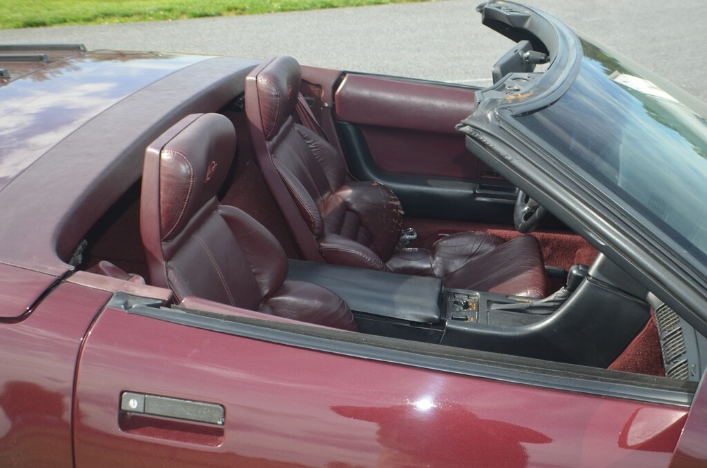 Chevrolet-Corvette-1993-Convertible-11
