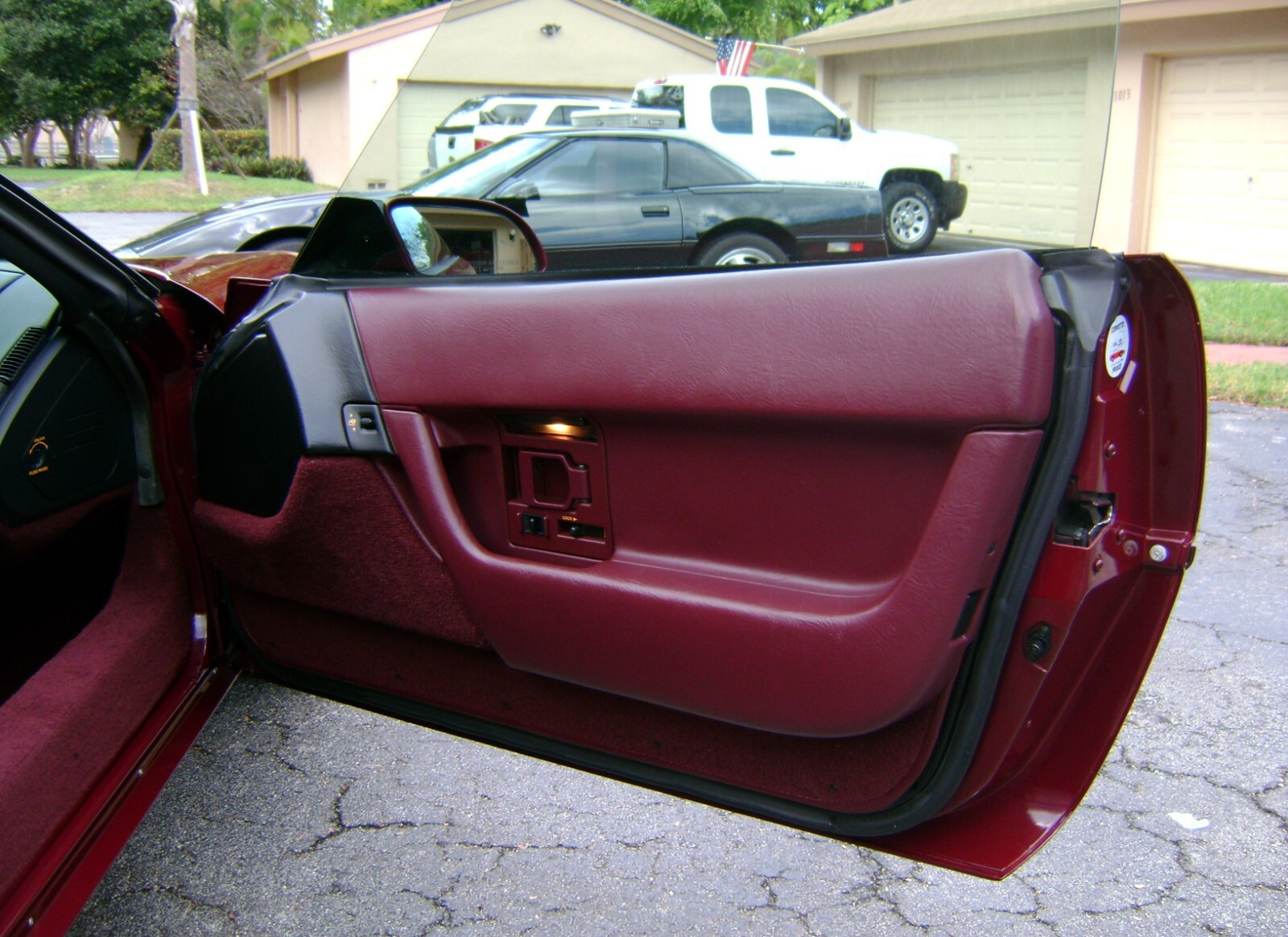 Chevrolet-Corvette-1993-Convertible-13