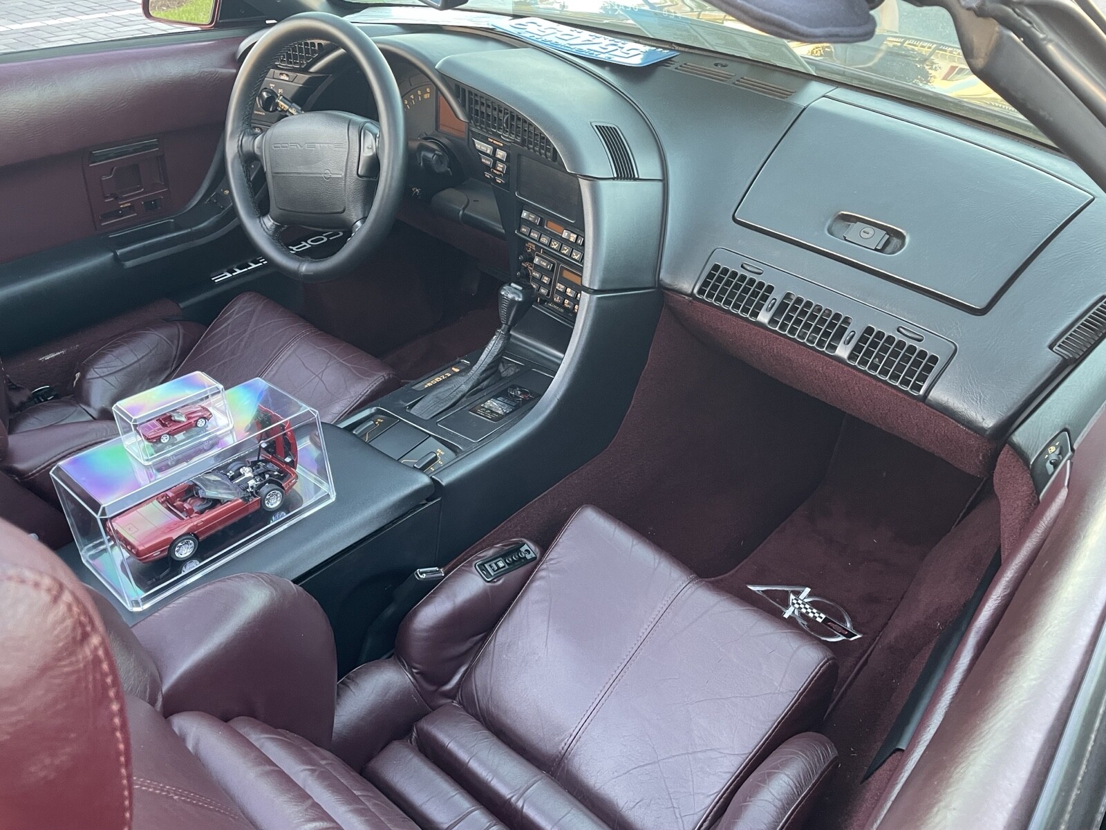 Chevrolet-Corvette-1993-Convertible-13