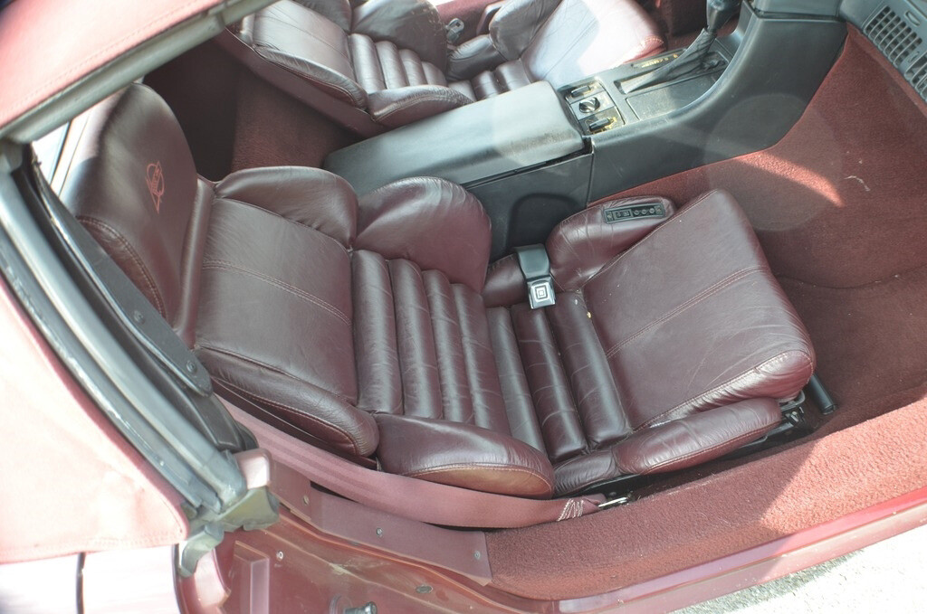 Chevrolet-Corvette-1993-Convertible-15
